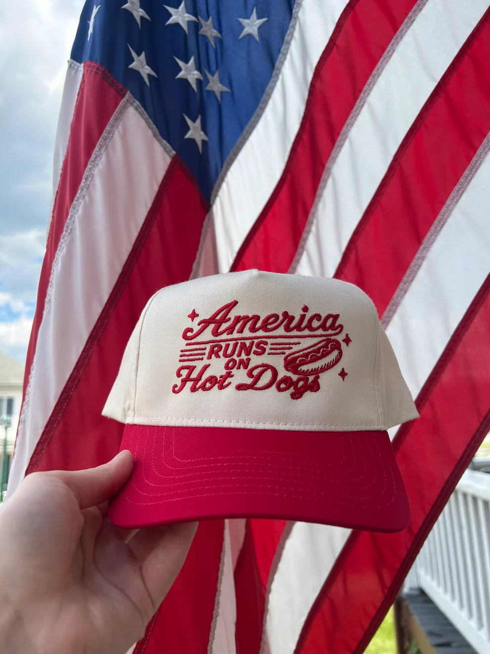 Embroidered America Runs On Hot Dogs Baseball Cap